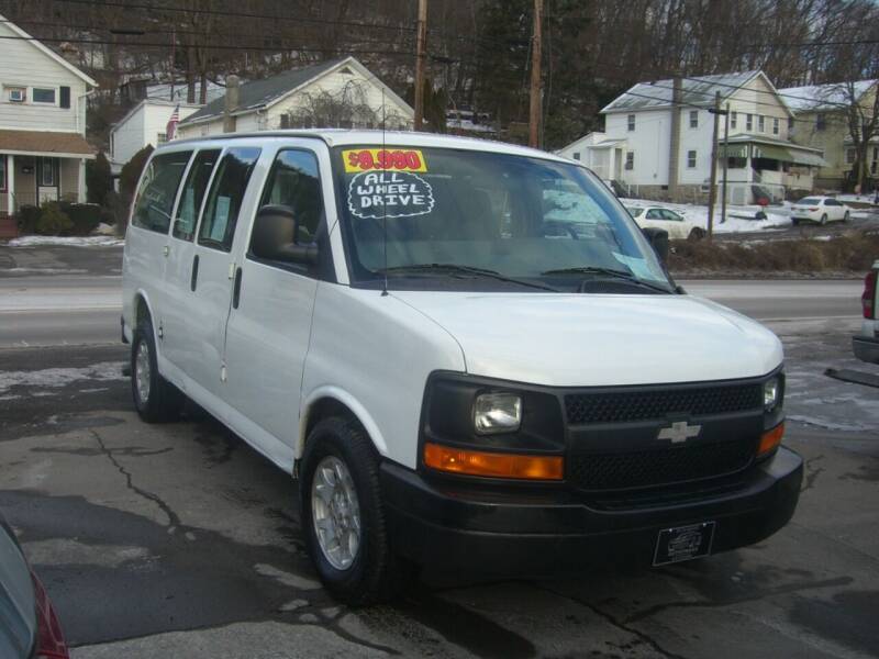 2005 Chevrolet Express Cargo for sale at AUTOTRAXX in Nanticoke PA