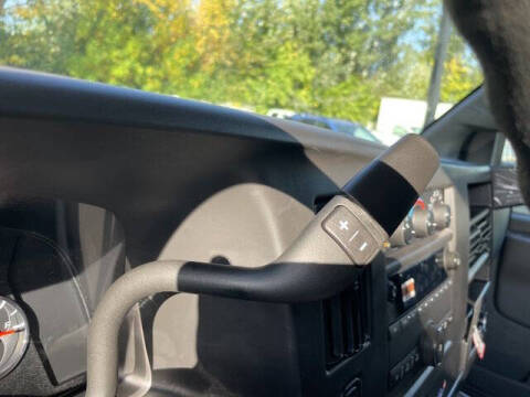 2025 Chevrolet Express 2500