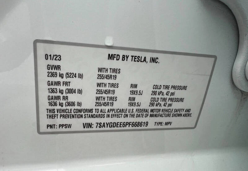 2023 Tesla Model Y Long Range