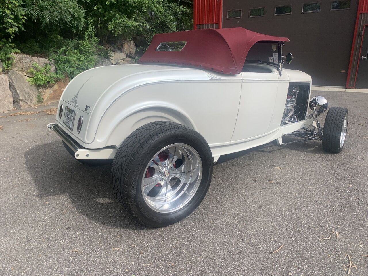 1932 Ford Roadster 3