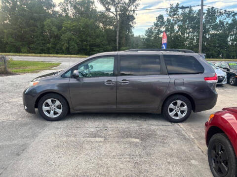 2011 Toyota Sienna