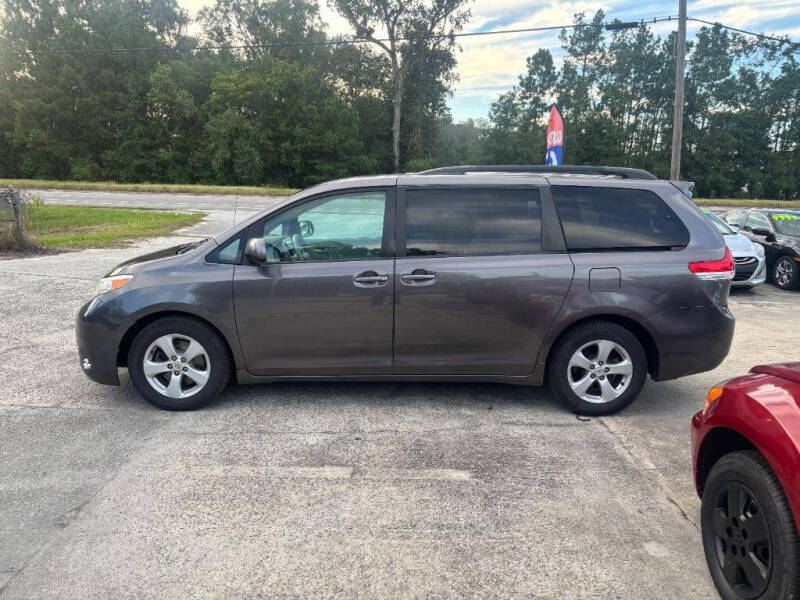 2011 Toyota Sienna