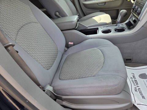 2010 Chevrolet Traverse LS