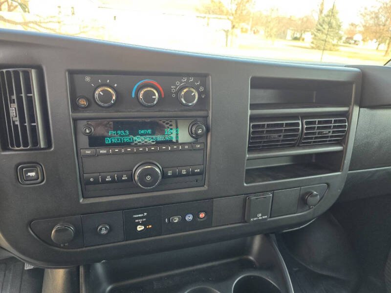 2023 GMC Savana 3500