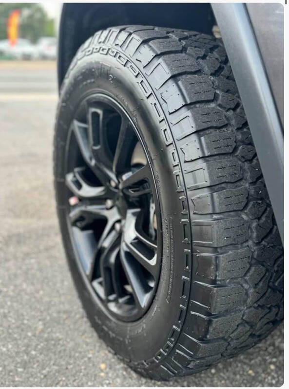 2017 Jeep Grand Cherokee Laredo