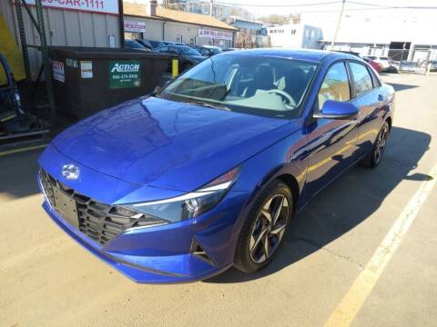 2023 Hyundai Elantra for sale at Saw Mill Auto in Yonkers NY