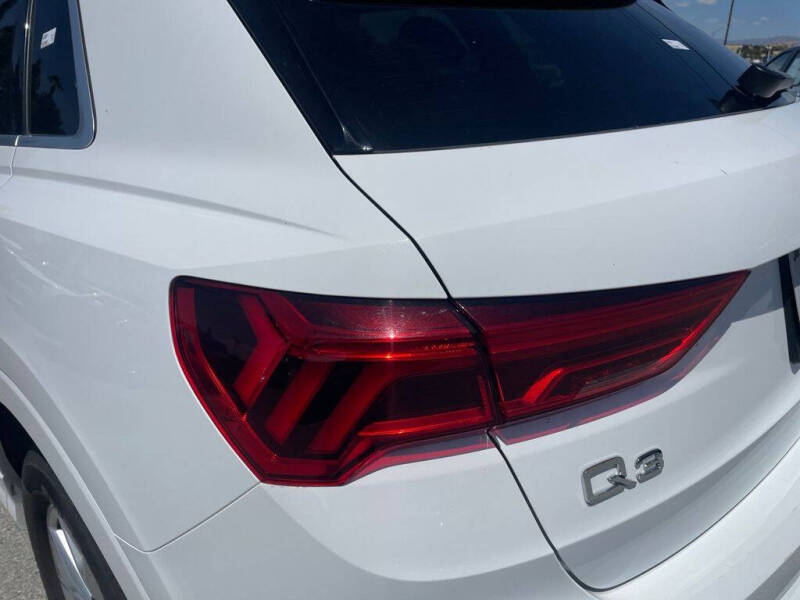 2024 Audi Q3 quattro S line Premium 45 TFSI