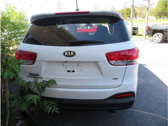 2017 Kia Sorento LX