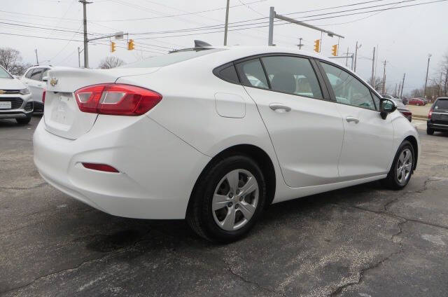 2017 Chevrolet Cruze LS Auto