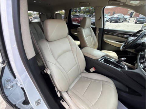 2020 Buick Enclave Essence