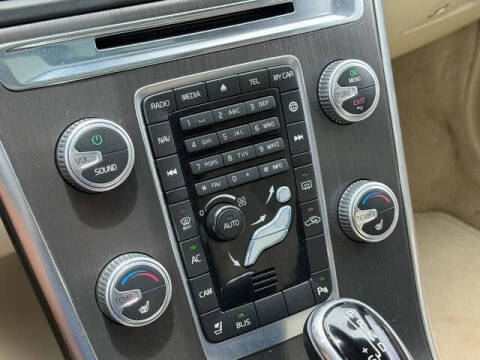 2016 Volvo XC60 T6