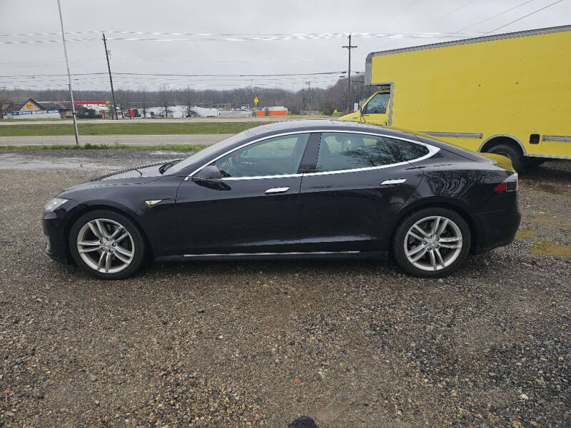 2015 Tesla Model S for sale at Iron Works Auto Sales in Hubbard OH