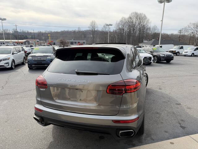 2017 Porsche Cayenne