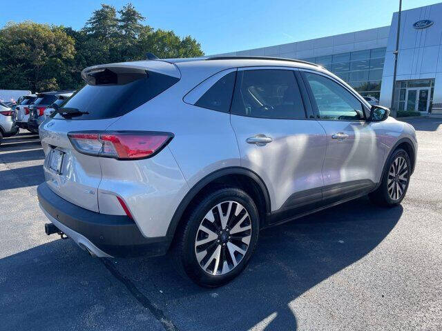 2020 Ford Escape SEL