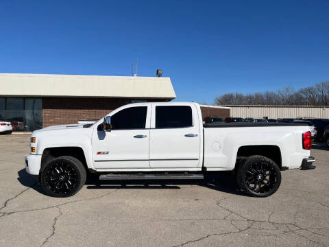 2019 Chevrolet Silverado 2500HD for sale at Auto Mall of Springfield in Springfield IL