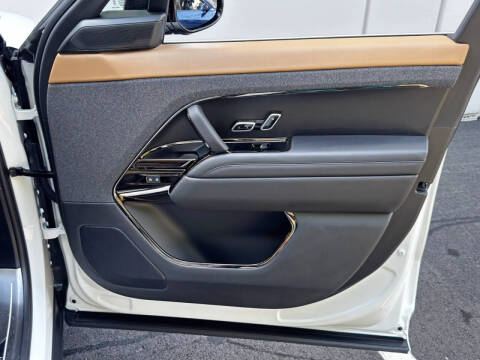 2024 Land Rover Range Rover Sport P550e Autobiography