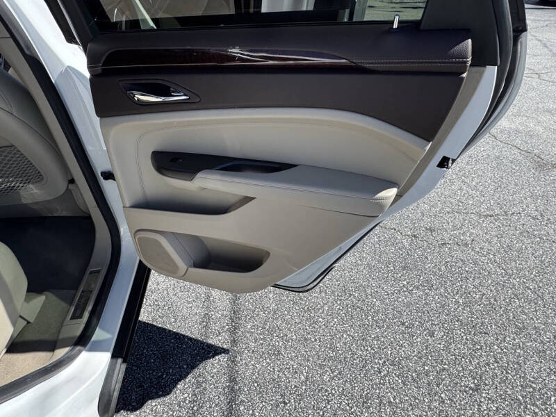 2012 Cadillac SRX Performance Collection