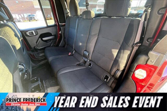 2021 Jeep Gladiator Willys