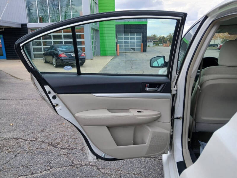 2010 Subaru Legacy 2.5i