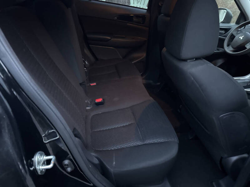 2024 Mitsubishi Eclipse Cross ES