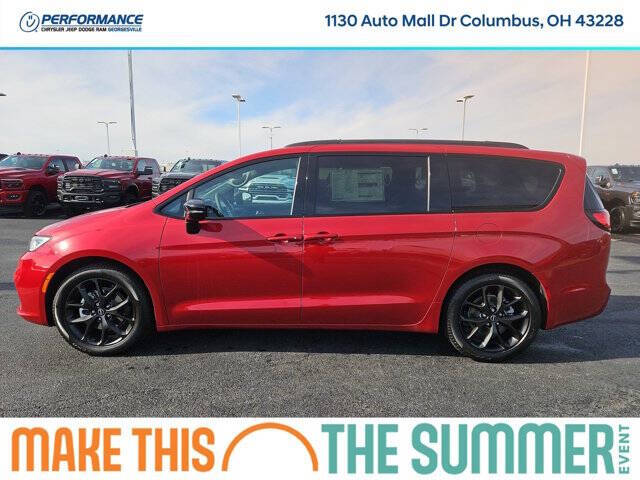 2026 Chrysler Pacifica Select