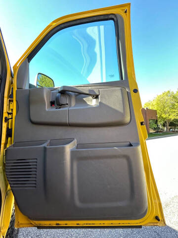 2020 Chevrolet Express 2500