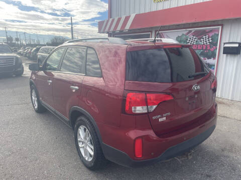 2015 Kia Sorento LX