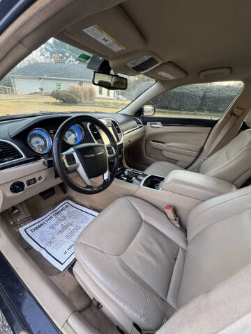 2012 Chrysler 300 Limited