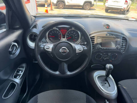 2016 Nissan JUKE S