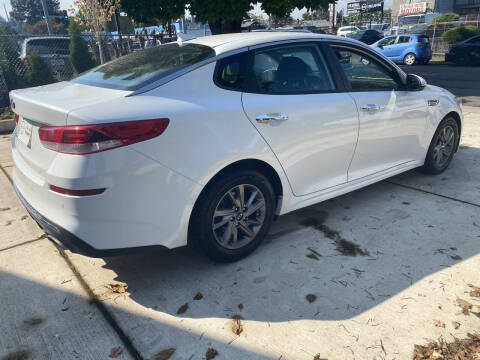 2019 Kia Optima LX