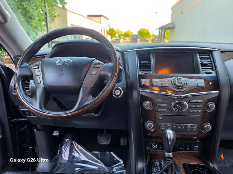 2011 Infiniti QX56