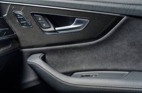 2023 Audi SQ8 4.0T quattro Prestige