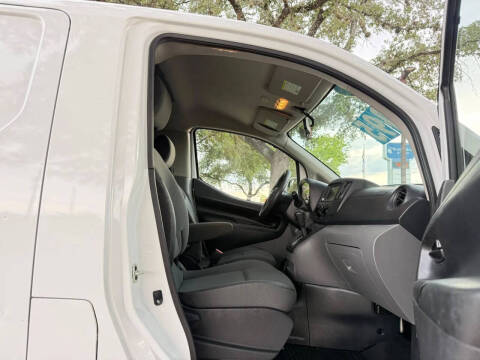 2020 Nissan NV200