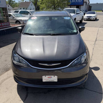 2017 Chrysler Pacifica Touring