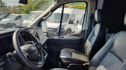 2024 Ford Transit 250