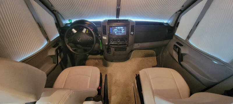 2017 Winnebago Winnebago 24J