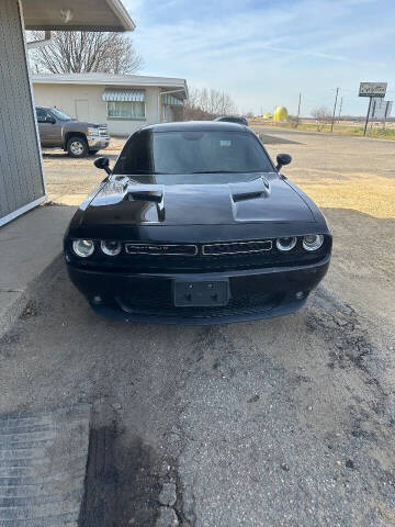 2015 Dodge Challenger SXT Plus