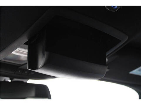 2015 Dodge Challenger SXT Plus