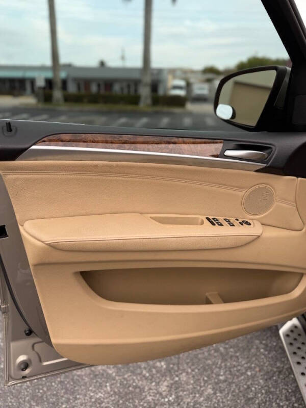 2008 BMW X5 4.8i