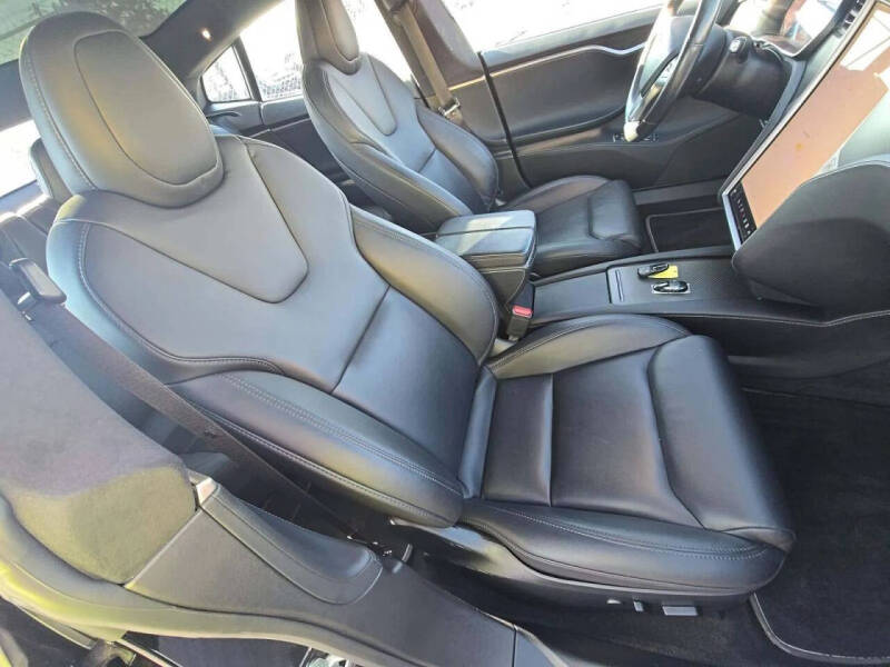 2020 Tesla Model S Performance