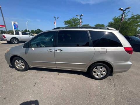 2004 Toyota Sienna