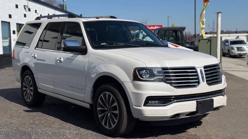 2016 Lincoln Navigator Select