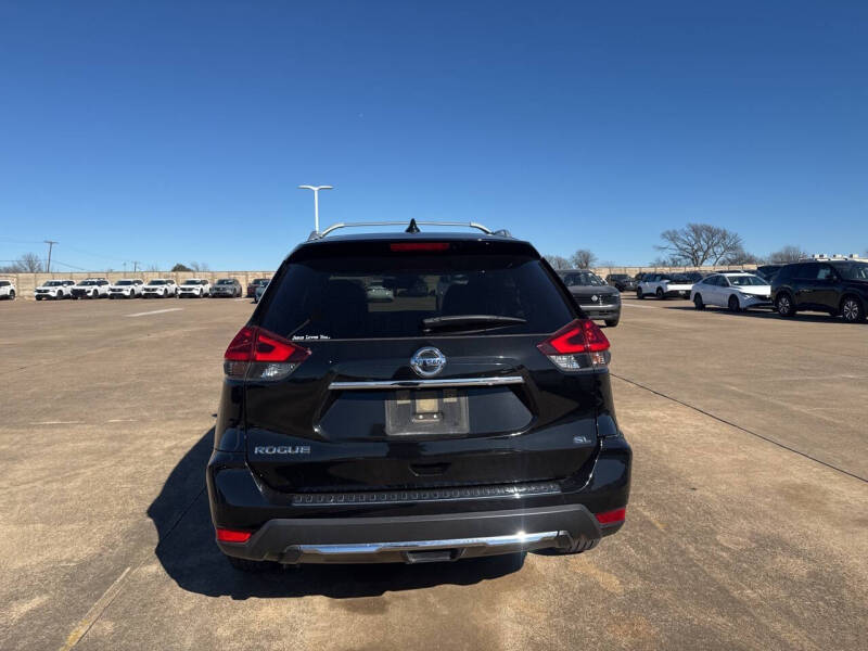 2018 Nissan Rogue SL
