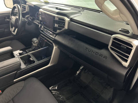 2022 Toyota Tundra SR5