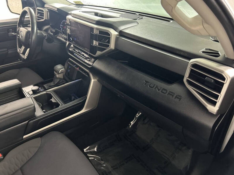 2022 Toyota Tundra SR5