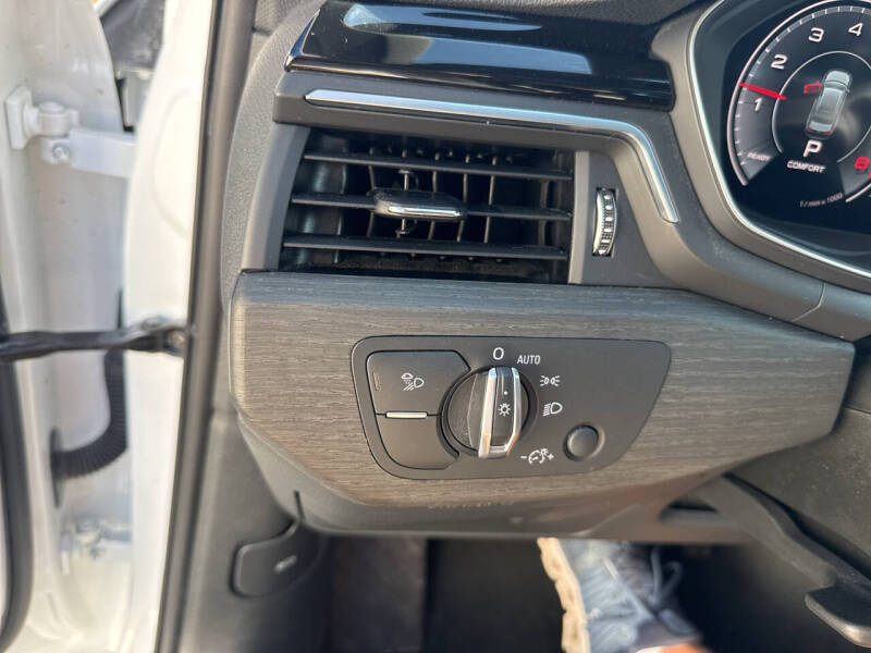 2024 Audi A4 quattro S line Prem Plus 45 TFSI