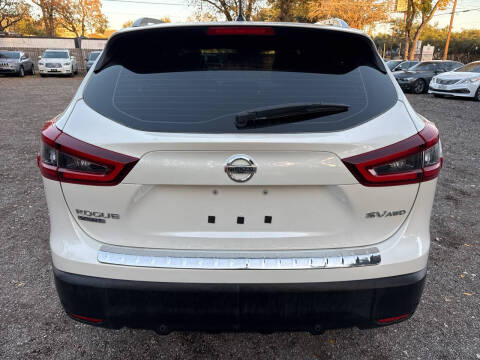 2020 Nissan Rogue Sport SV