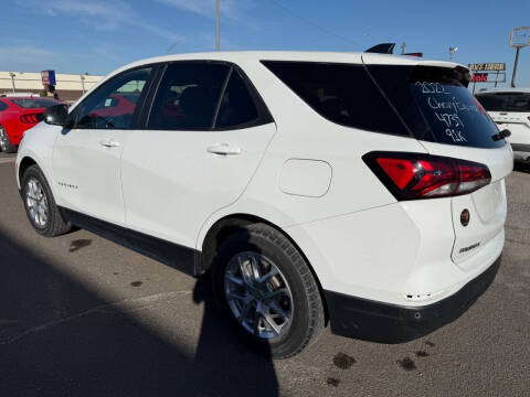 2022 Chevrolet Equinox LS