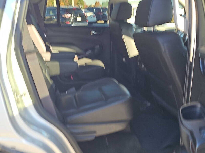2017 GMC Yukon SLT