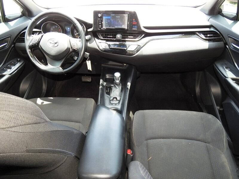 2018 Toyota C-HR  - $17,900